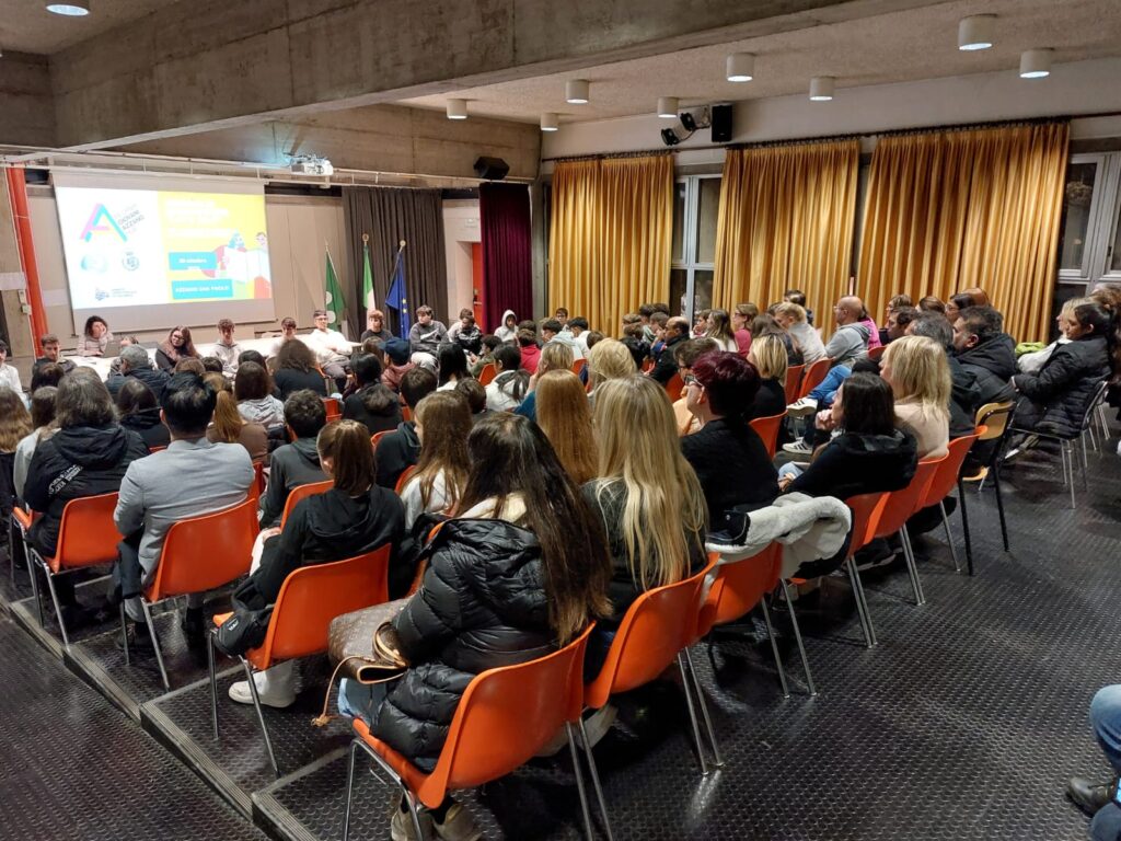 “Let’s Talk”: la peer education dell’orientamento raccoglie un vivo interesse